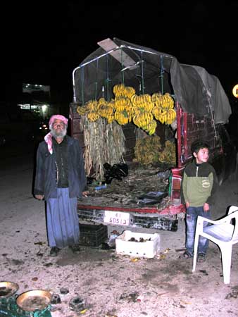 04 - Palestinese venditore di banane